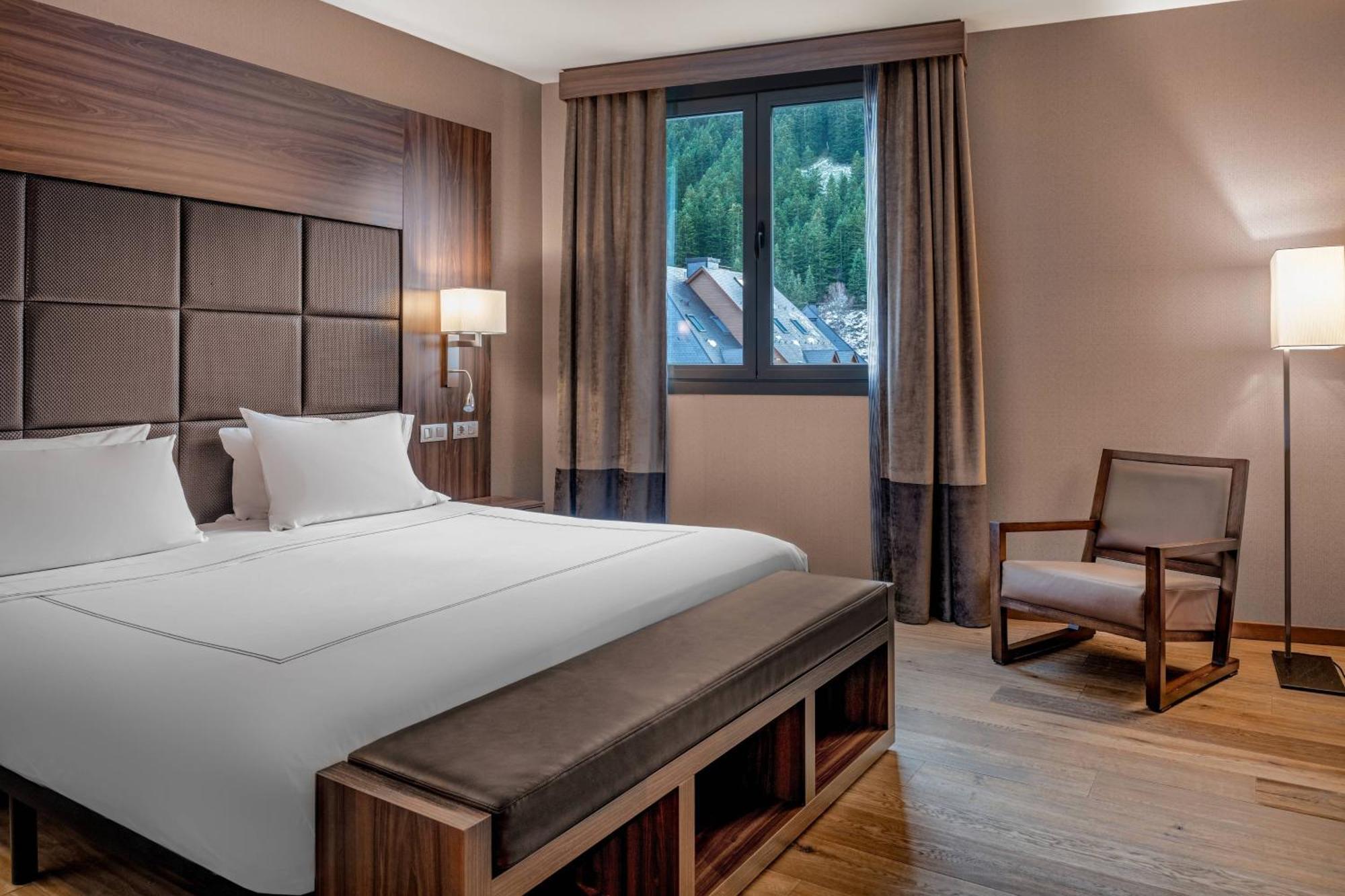 Hotel Ac Baqueira Ski Resort, Autograph Collection Baqueira Beret Dış mekan fotoğraf