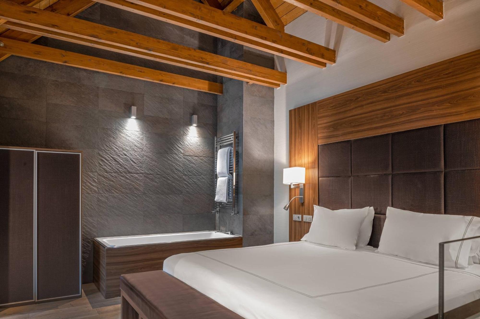 Hotel Ac Baqueira Ski Resort, Autograph Collection Baqueira Beret Dış mekan fotoğraf