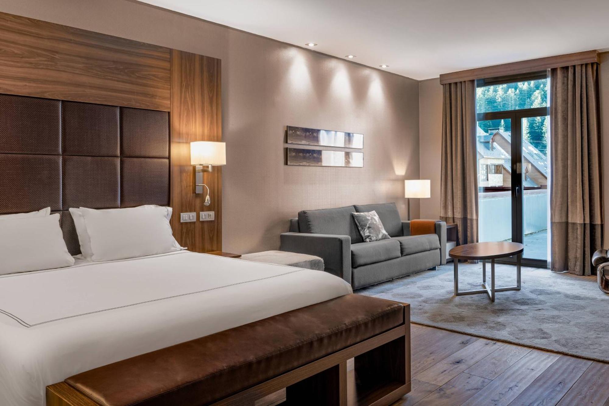 Hotel Ac Baqueira Ski Resort, Autograph Collection Baqueira Beret Dış mekan fotoğraf